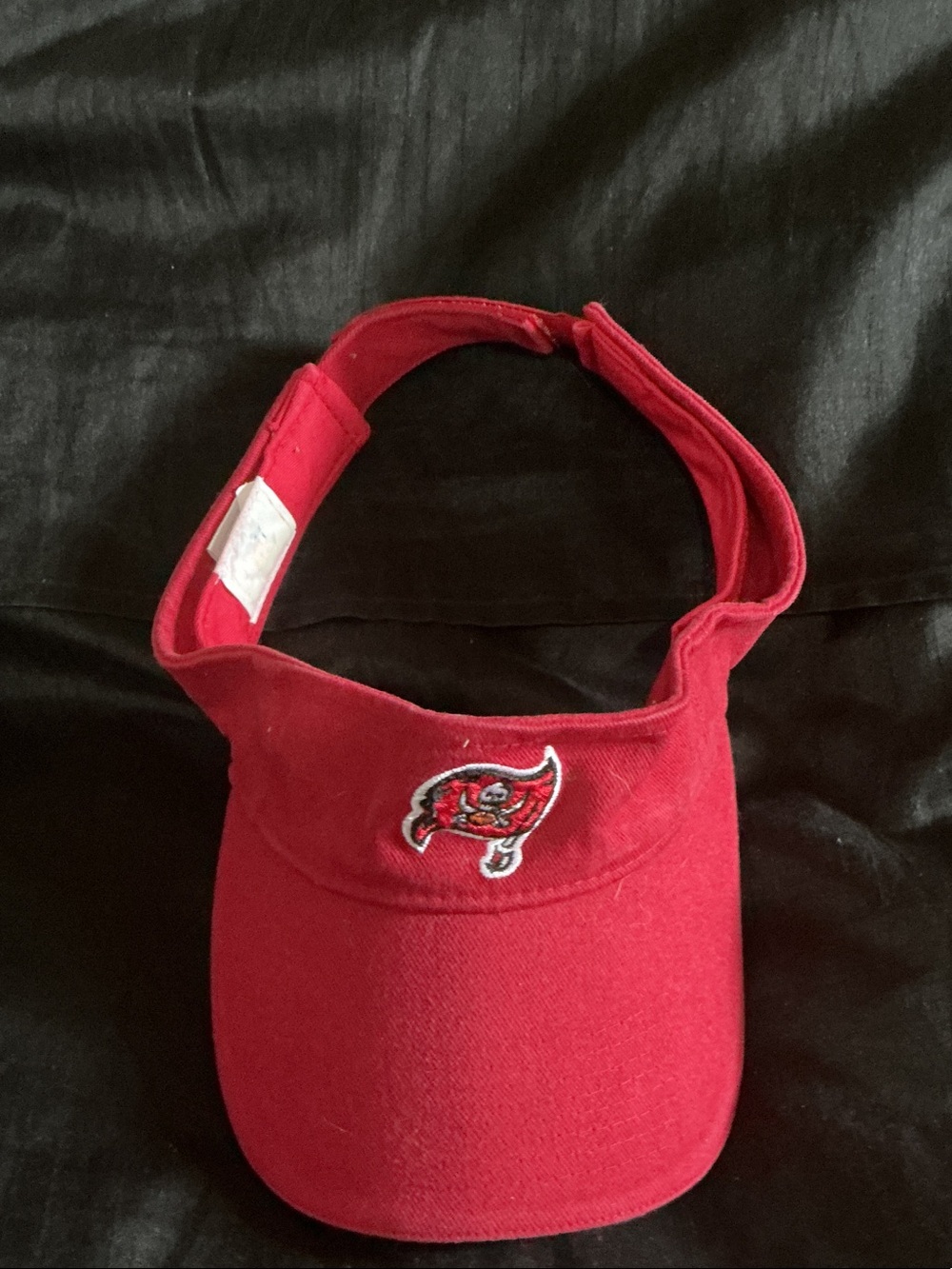 Red women Visor with Team Logo buccanners great condition